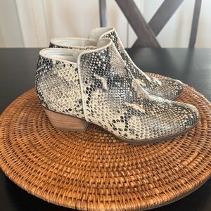Blondo Black and White Snakeskin Ankle Booties waterproof